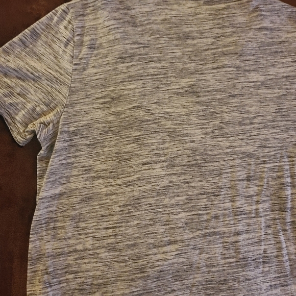 INC International Concepts V-Neck Shirt | Silver | Large - Picture 7 of 9